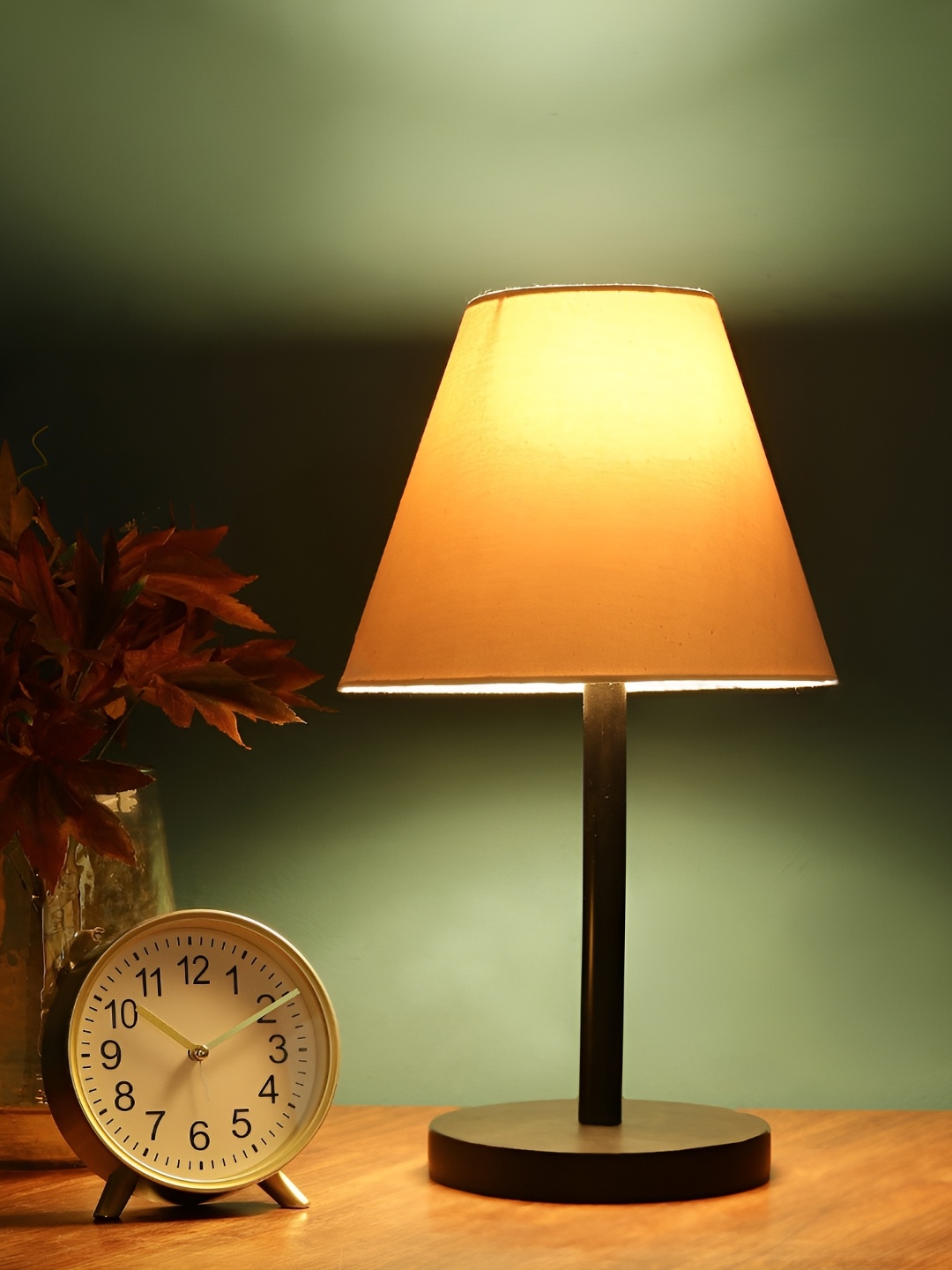 

BTR CRAFTS Off White & Black Frustum Shaped Metal Table Lamp with Adjustable Cord