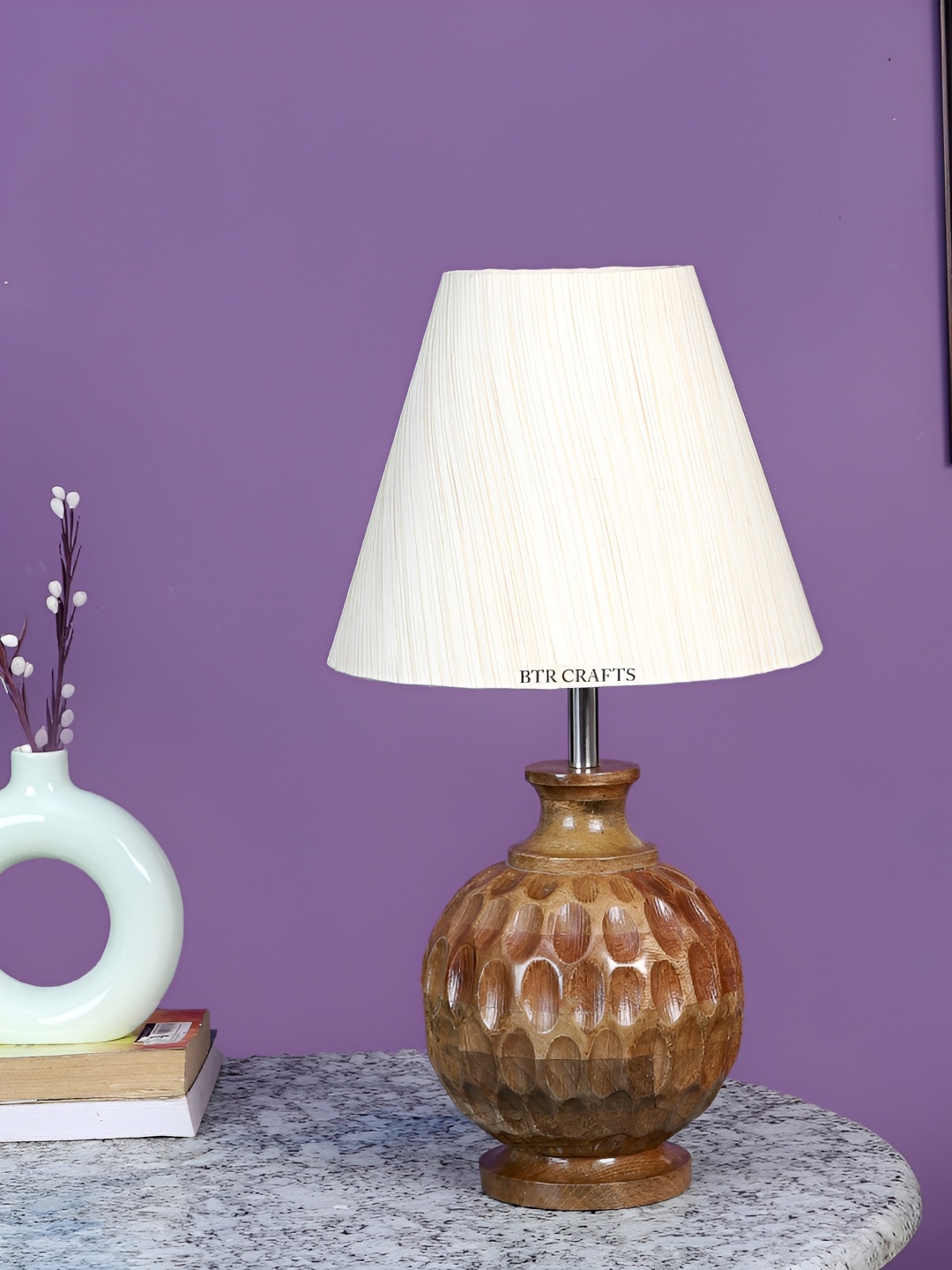 

BTR CRAFTS Cream-Coloured Wooden Bell Shaped Table Lamp