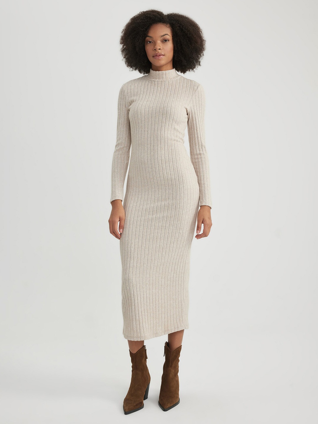 

DeFacto Ribbed Striped Bodycon Midi Dress, White