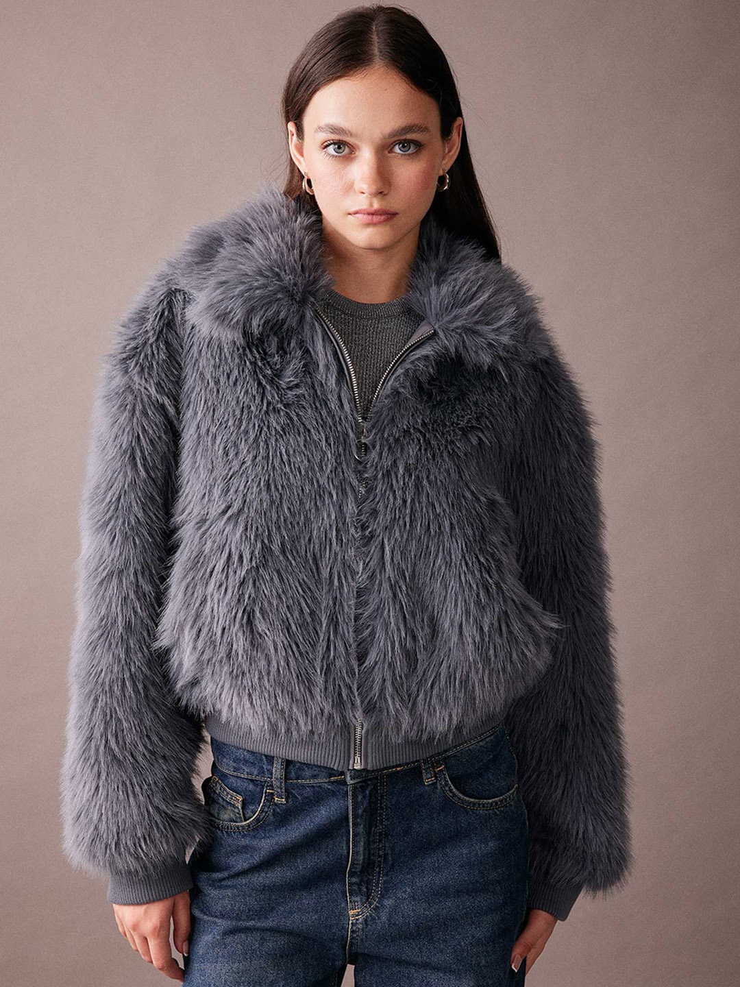 

DeFacto Self Design Fur Detail Spread Collar Tailored Jacket, Grey