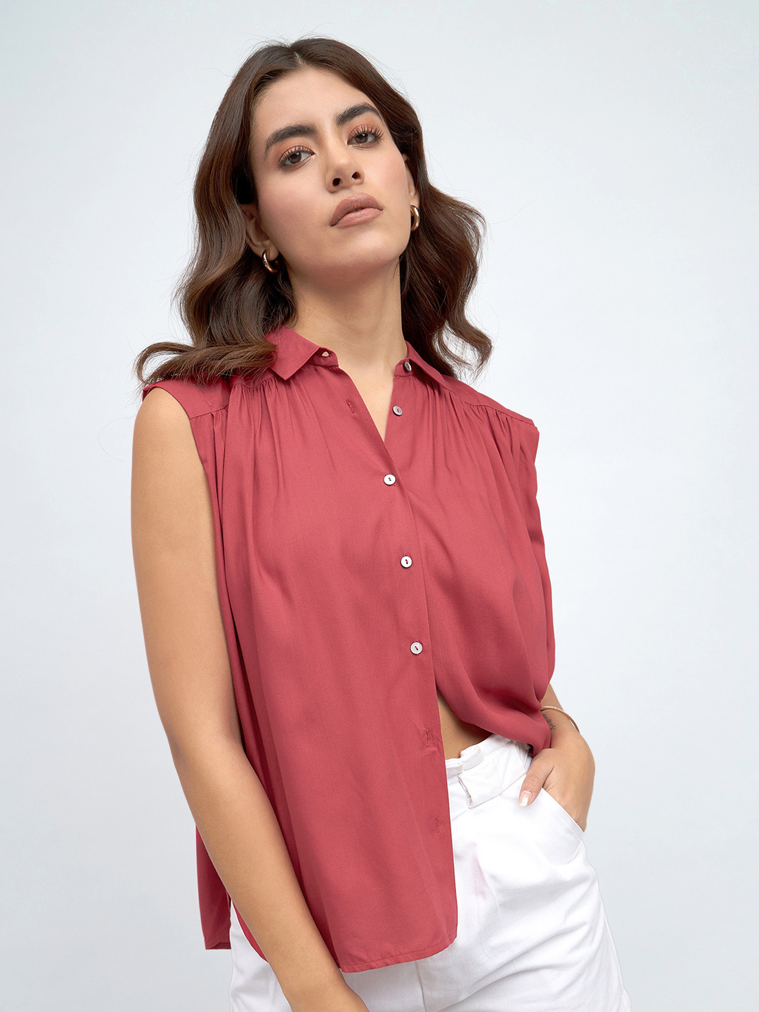 

DL Woman Spread Collar Pleated Relaxed Fit Casual Shirt, Red