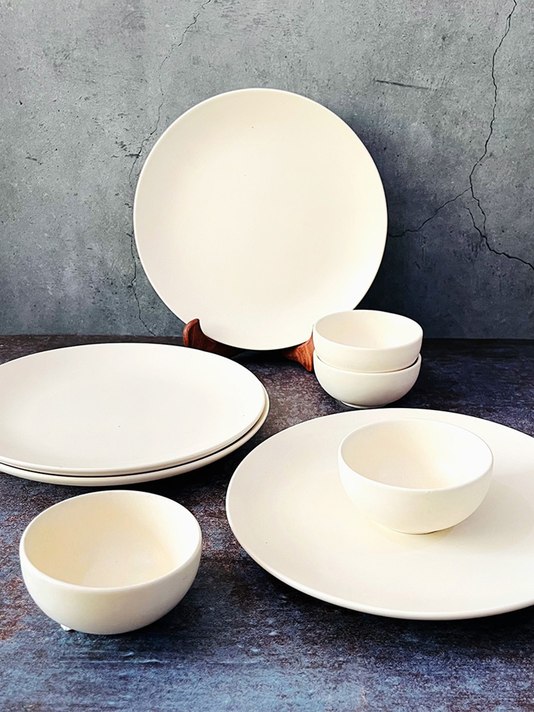 

The Artisan Emporium White 8 Pieces Ceramic Matte Finished Dinner Set