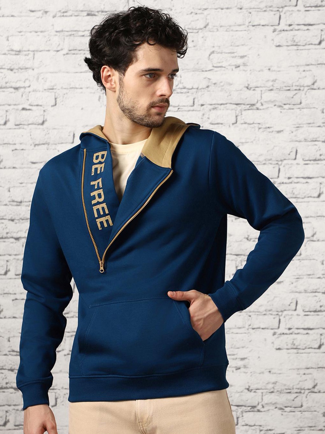 

NOBERO Typography Printed Hooded Sweatshirt, Navy blue