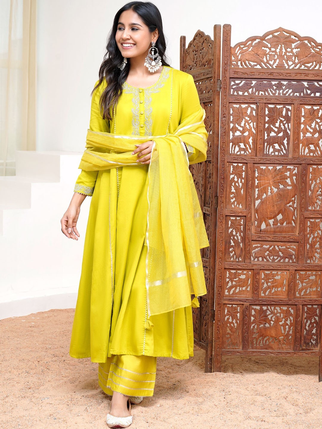

NERO Floral Yoke Design Thread Work A-Line Kurta With Palazzos & Dupatta, Lime green