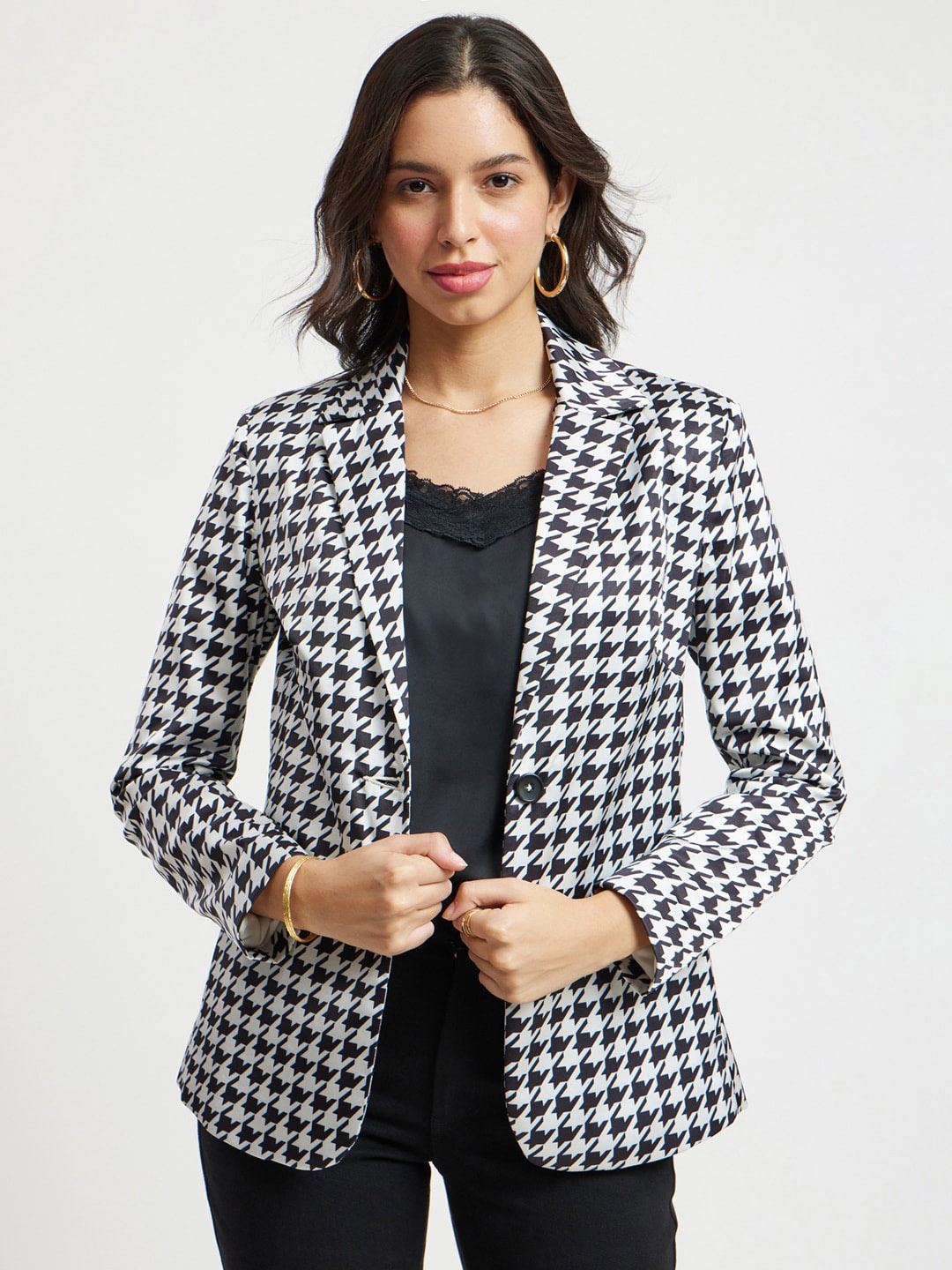

FableStreet Checked Single-Breasted Notched Lapel Satin Blazer, White