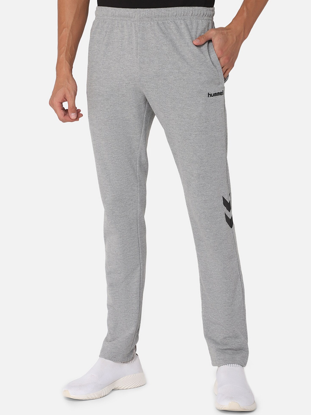 

hummel Men Mid Rise Cotton Track Pants, Grey melange