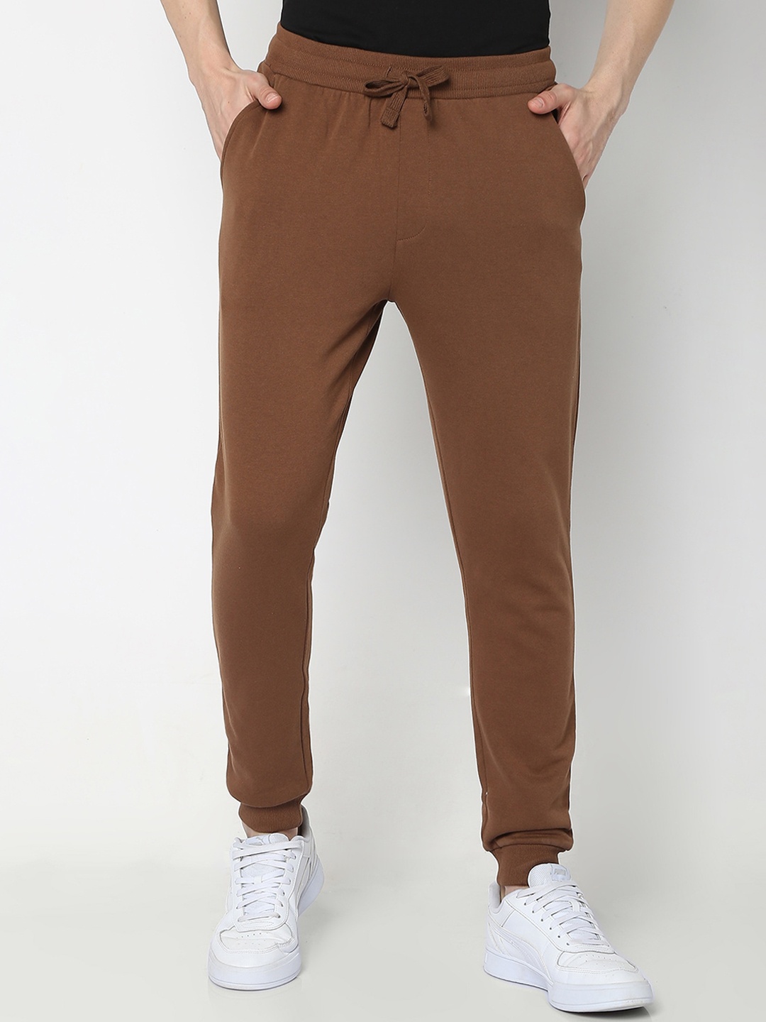 

R&B Men Mid-Rise Slim Fit Cotton Joggers, Brown