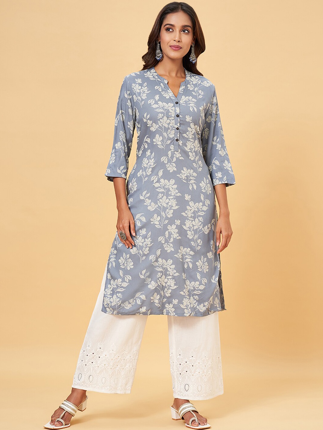 

RANGMANCH BY PANTALOONS Floral Printed Mandarin Collar Kurta, Grey