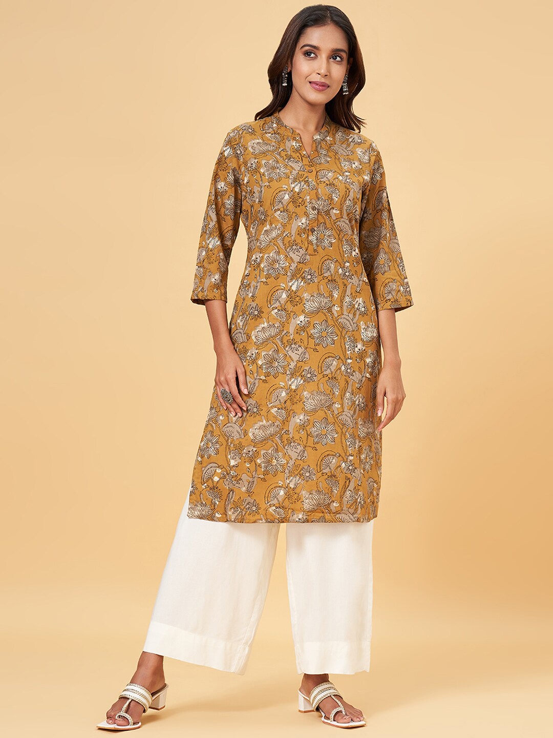 

RANGMANCH BY PANTALOONS Floral Printed Pure Cotton Straight Kurta, Mustard