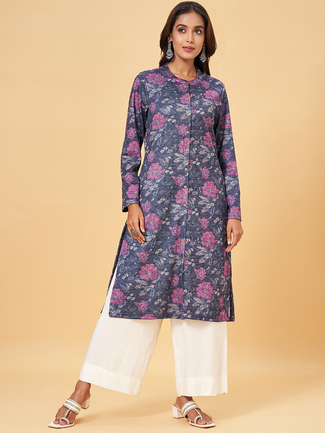 

RANGMANCH BY PANTALOONS Floral Printed Mandarin Collar Straight Kurta, Navy blue