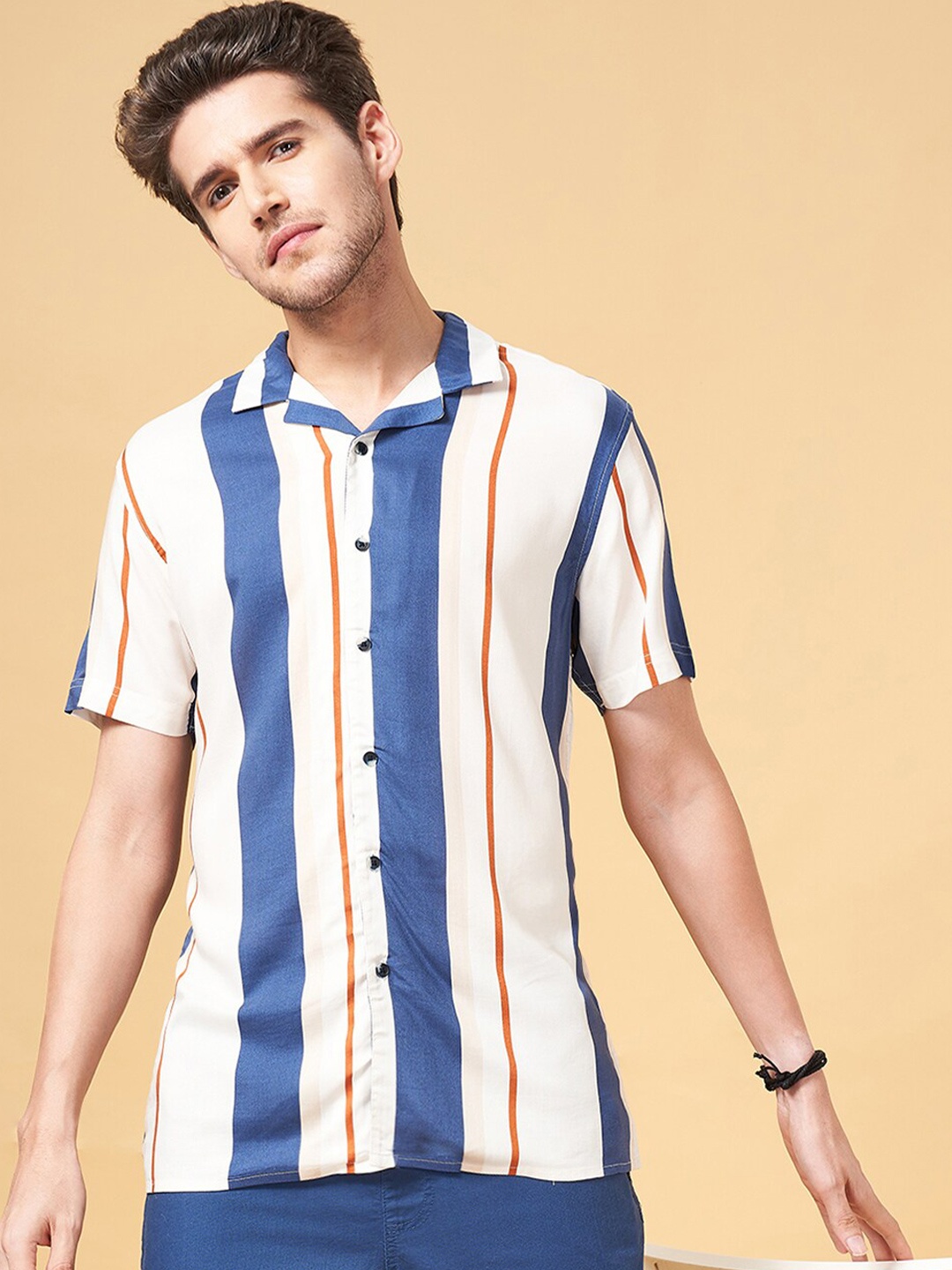 

Urban Ranger by pantaloons Slim Fit Vertical Stripes Cuban Collar Cotton Casual Shirt, Off white