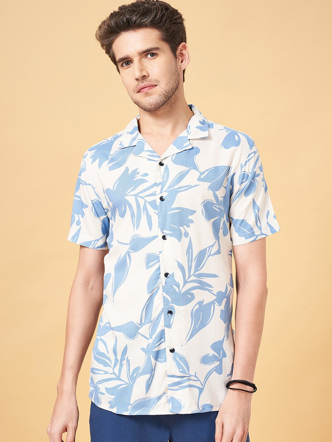 

Urban Ranger by pantaloons Slim Fit Floral Printed Cuban Collar Cotton Casual Shirt, Blue