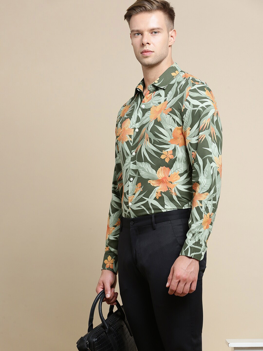 INVICTUS Standard Floral Printed Cotton Formal Shirt, Olive