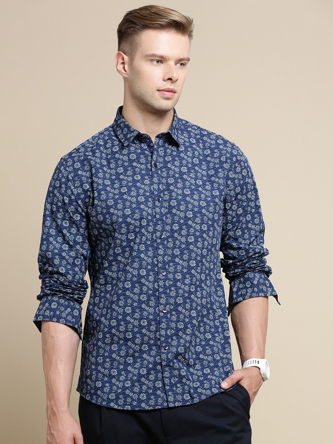 

INVICTUS Sport Slim Fit Floral Printed Cotton Casual Shirt, Navy blue