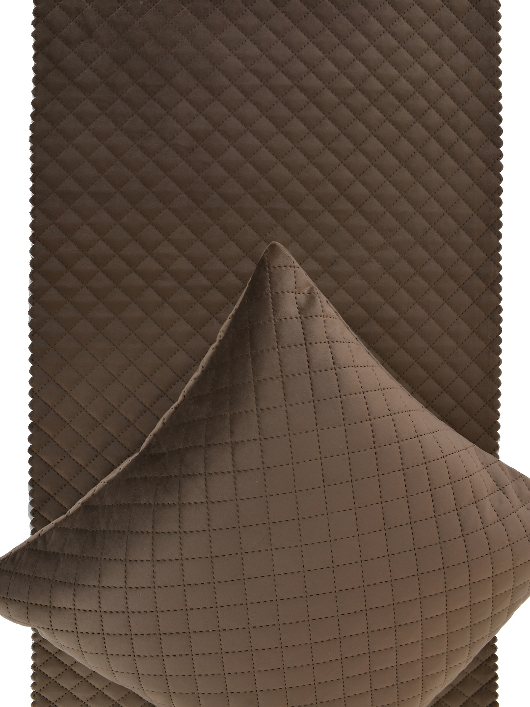 

HOMADORN Brown 3 Pieces Quilted Velvet Bed Runner With Cushion Covers