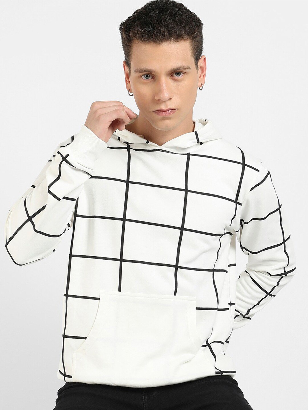 

Campus Sutra White & Black Checked Hooded Cotton Pullover Sweatshirt