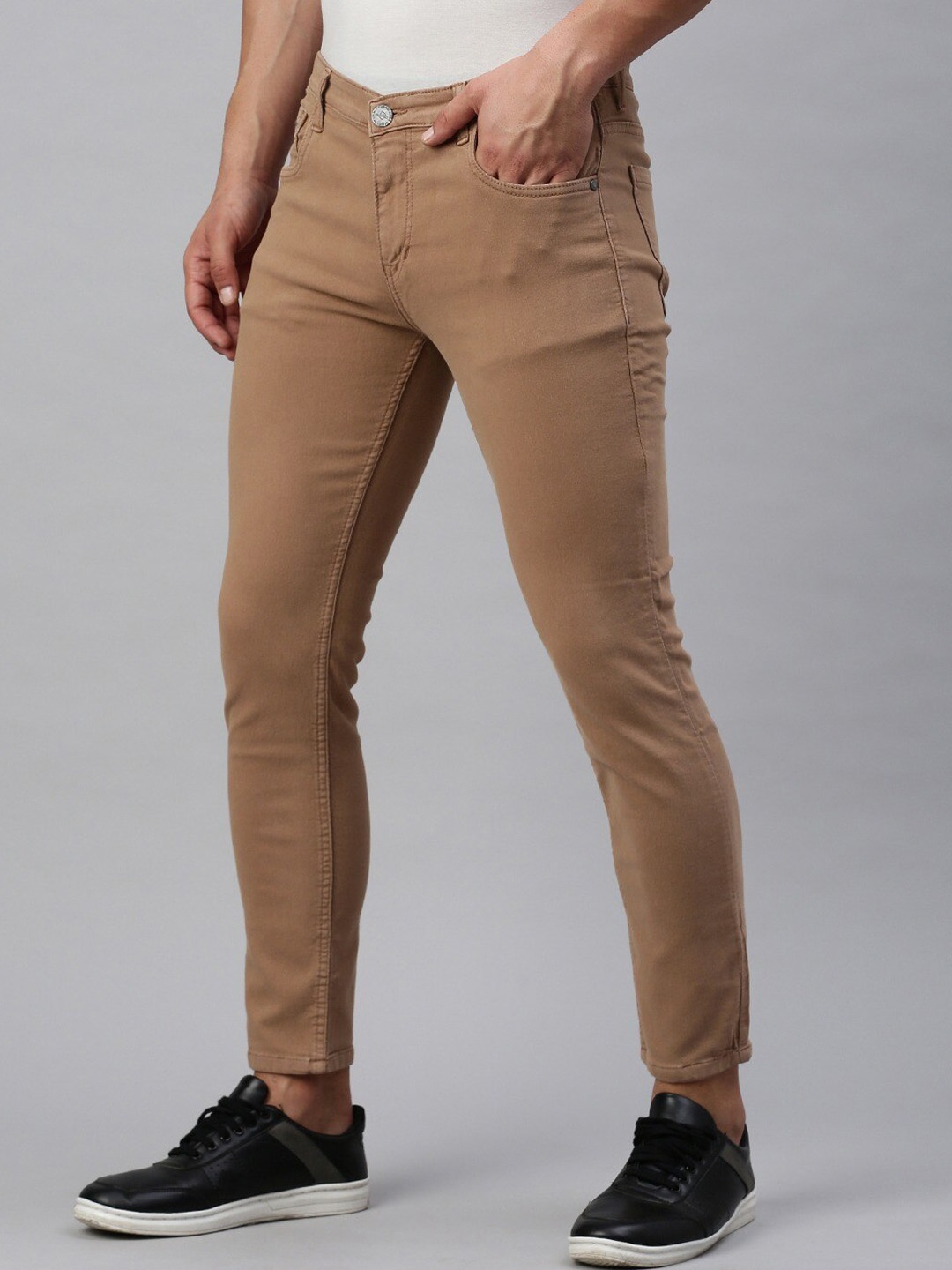 

Campus Sutra Men Smart Slim Fit Clean Look Stretchable Jeans, Brown