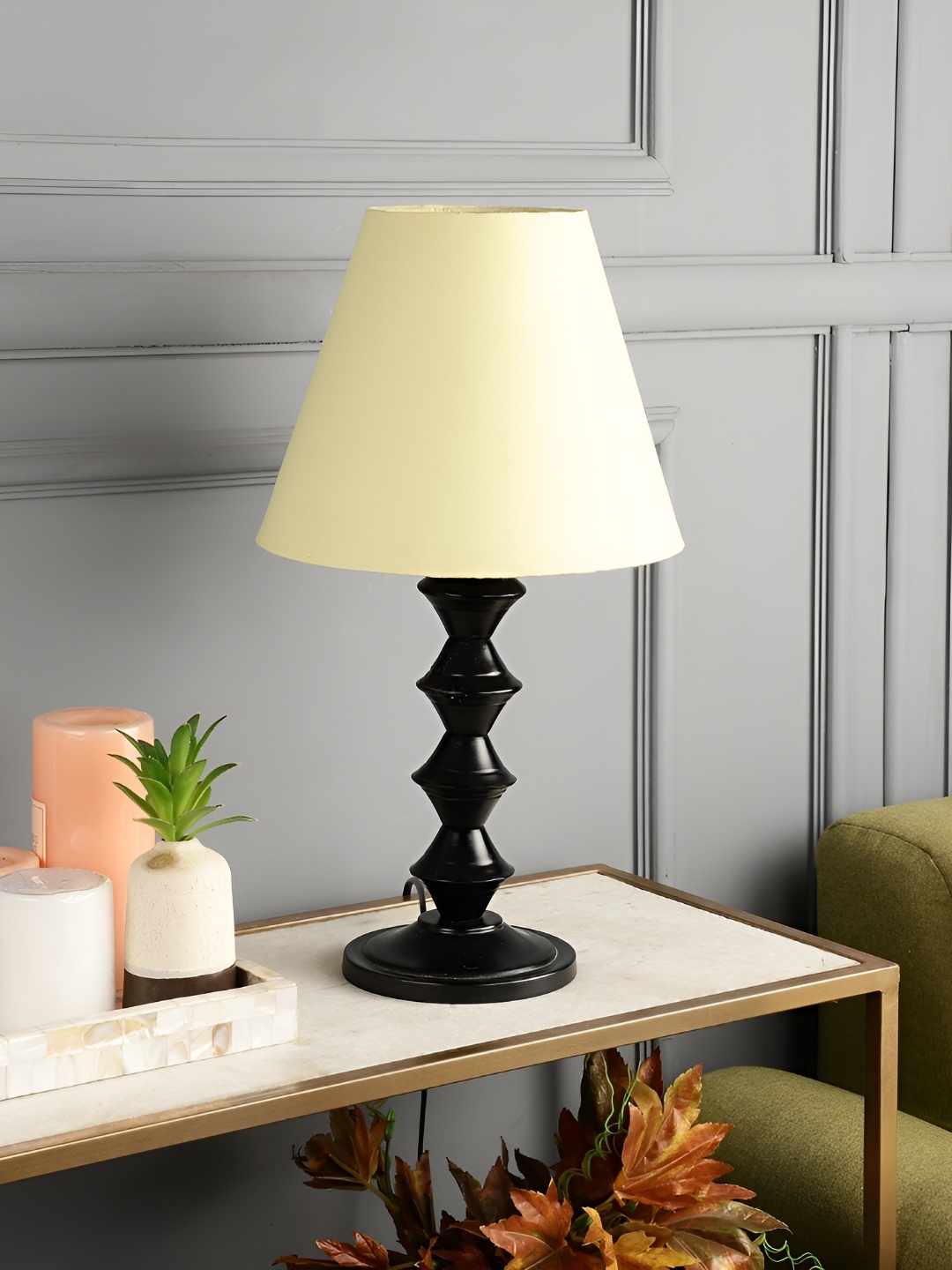 

BTR CRAFTS Yellow & Black Metal Adjustable Cord Table Lamp