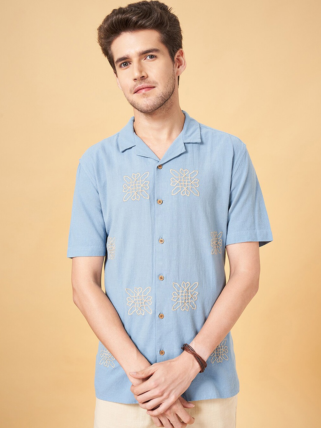 

7 Alt by Pantaloons Embroidered Spread Collar Casual Shirt, Blue
