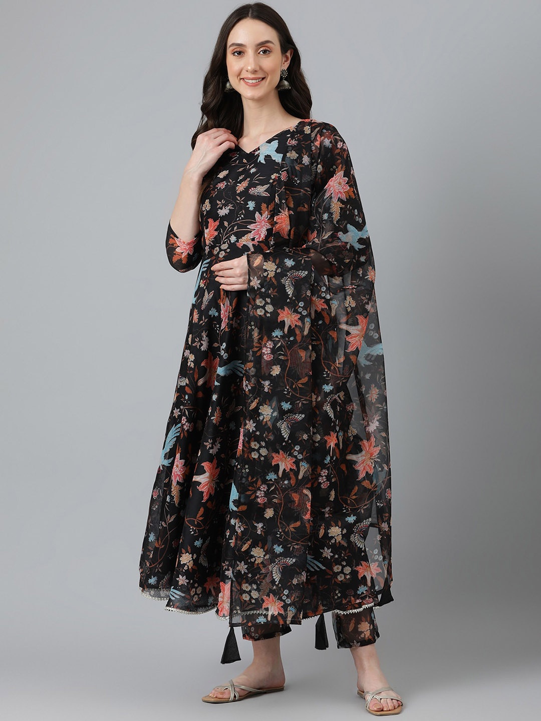 

Vinya Floral Printed Chanderi Cotton Kurta & Trousers With Dupatta, Black