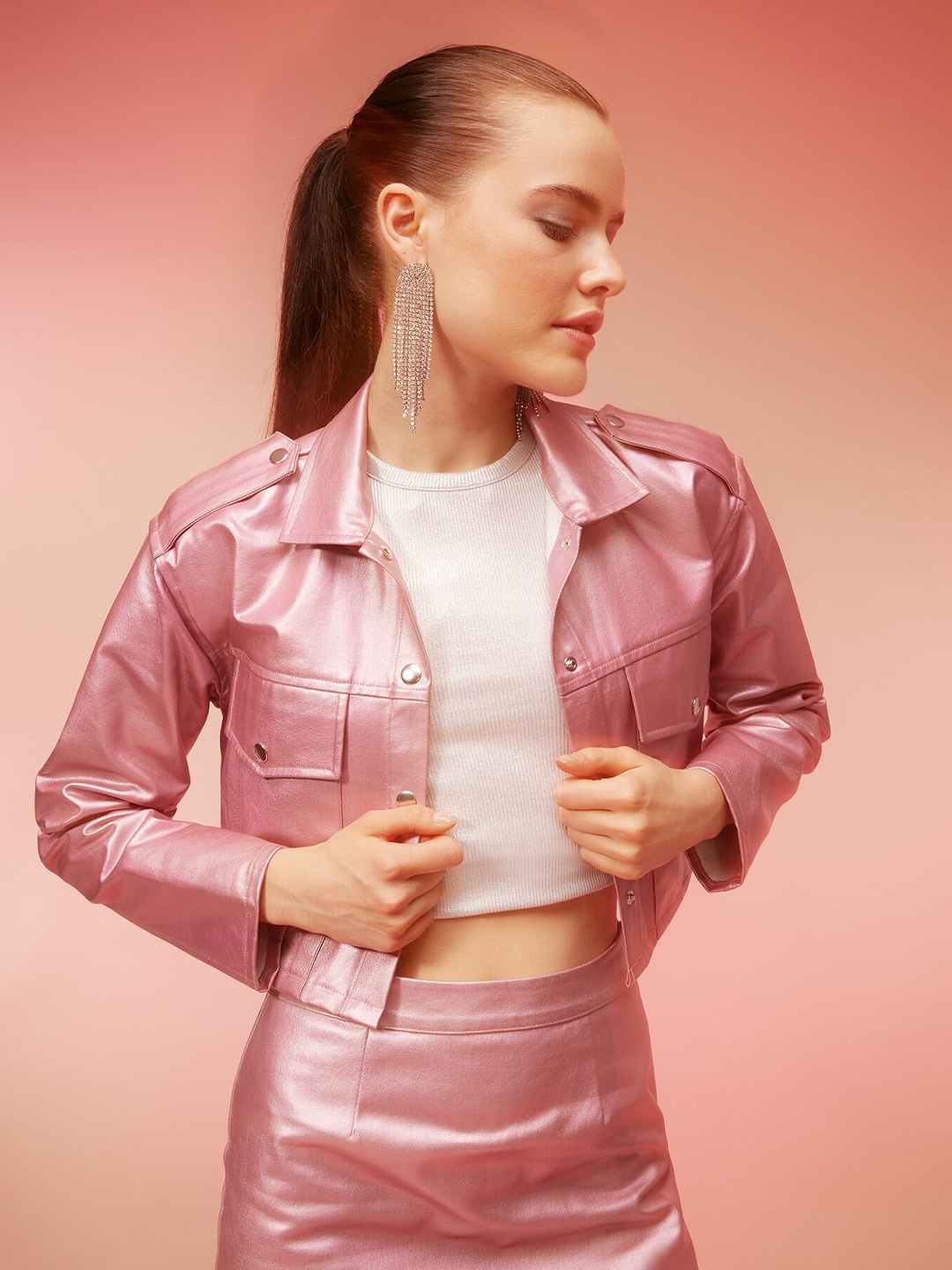 

DeFacto Spread Collar Shoulder Tab Detail Casual Pure Cotton Crop Shacket, Pink
