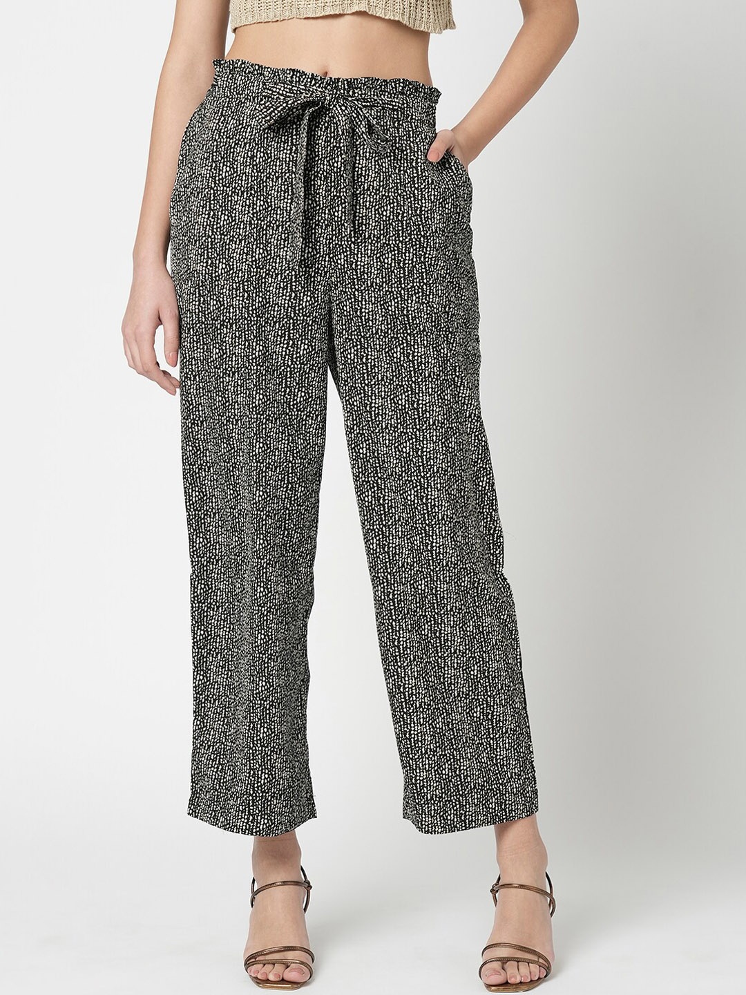 

Vero Moda Women Abstract Printed Straight Fit Culottes, Black