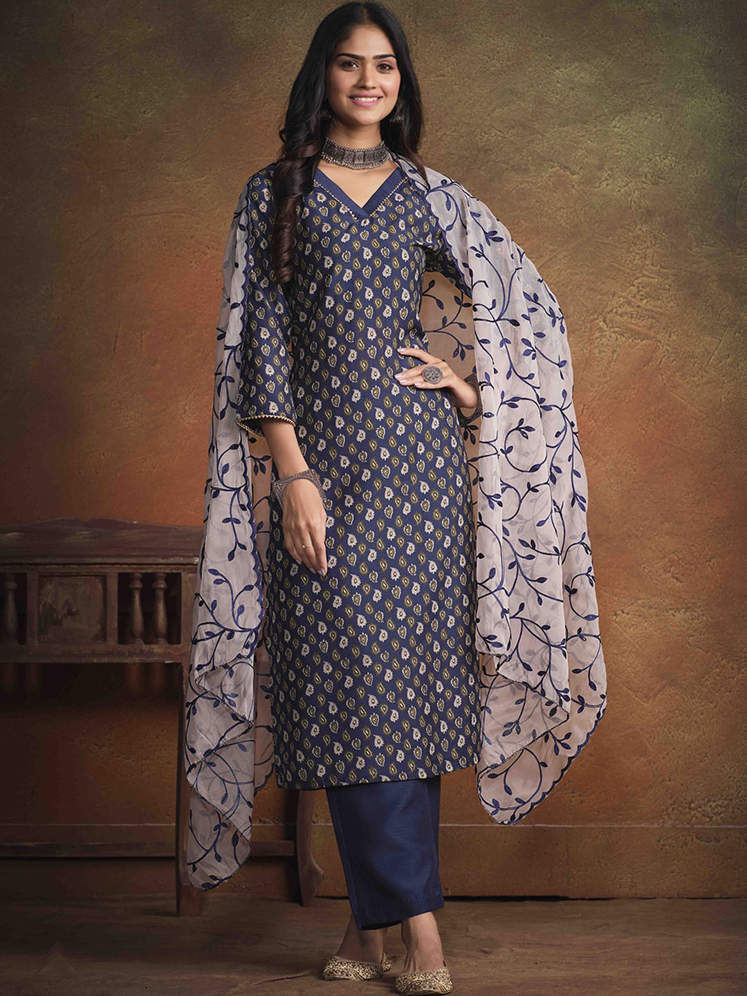 

Sangria Navy Blue Paisley Printed Gotta Patti Straight Kurta With Trousers & Dupatta