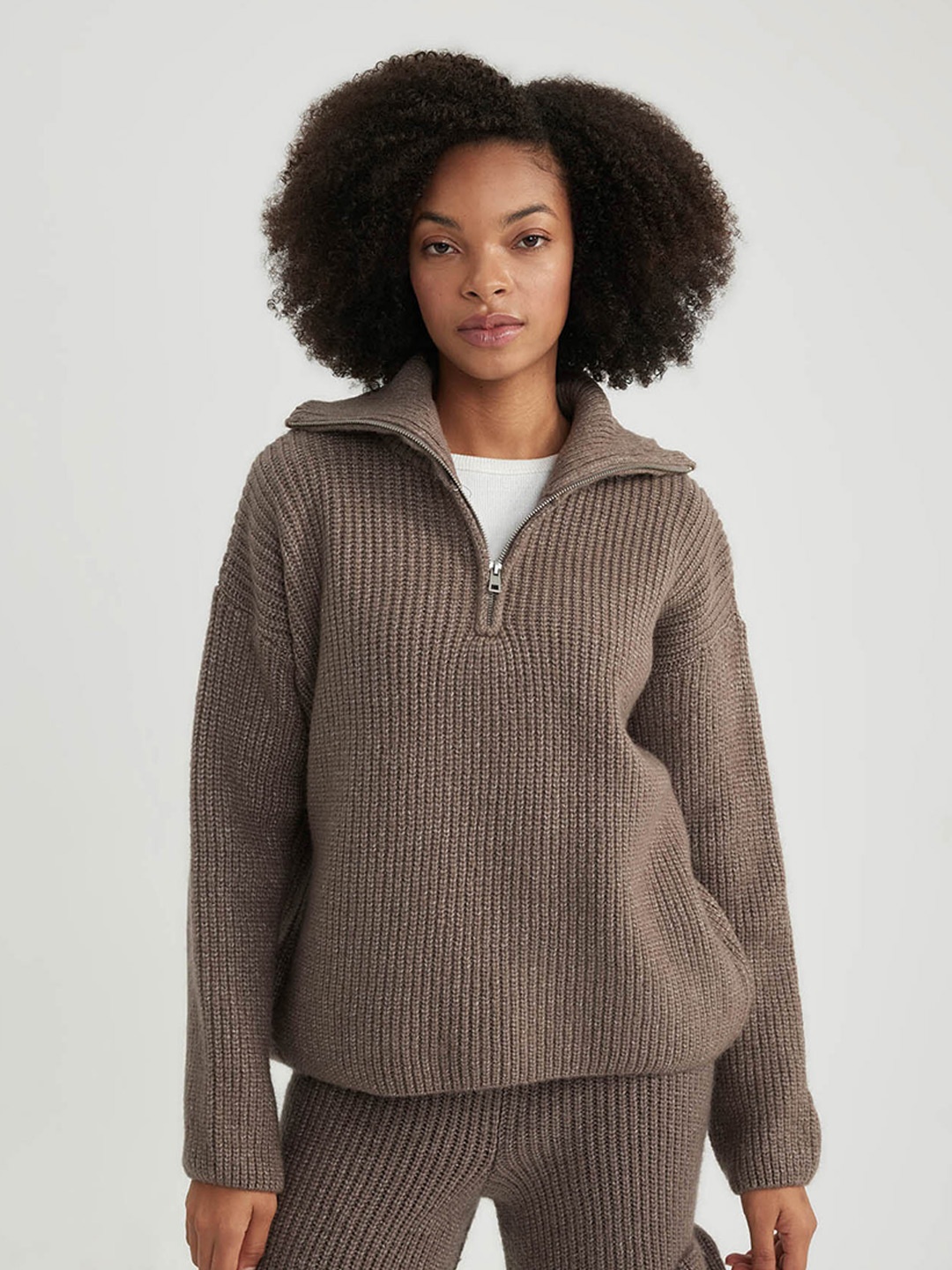 

DeFacto Cable Knit Self Design Half Zipper Pullover Sweater, Brown