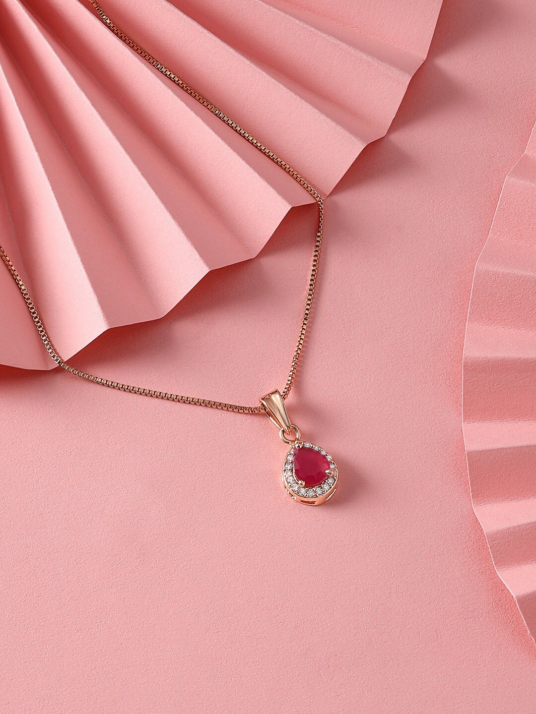 

AMI Rose Gold-Plated Pendant With Chains