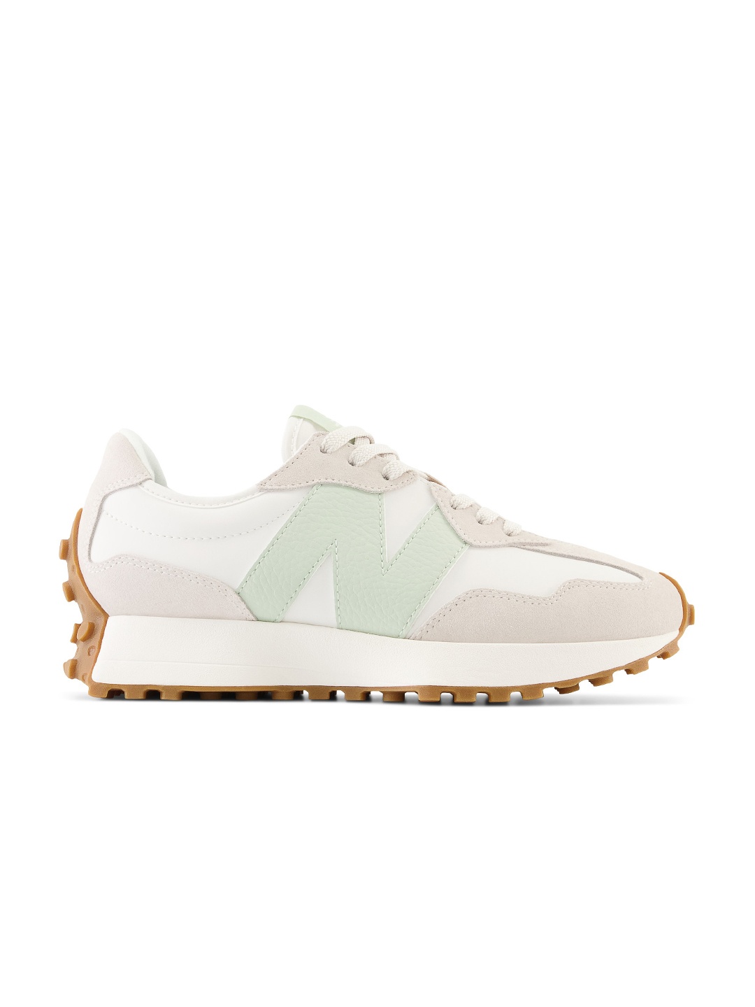 

New Balance Women Colourblocked Training or Gym Shoes, White