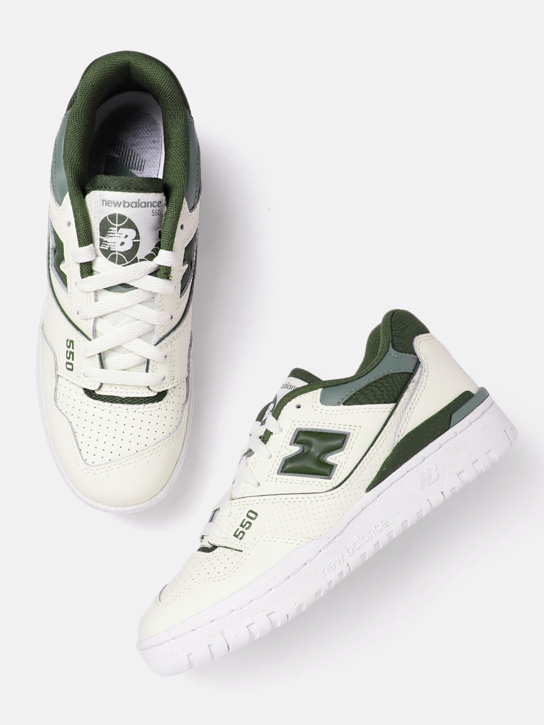 

New Balance Women Leather Training Non-Marking BB550 Shoes, Off white