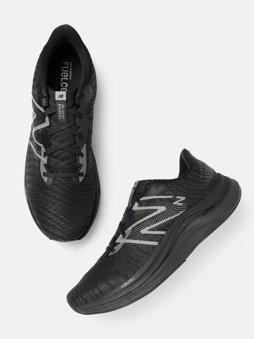 

New Balance Men Woven Design Propel Running Shoes, Black