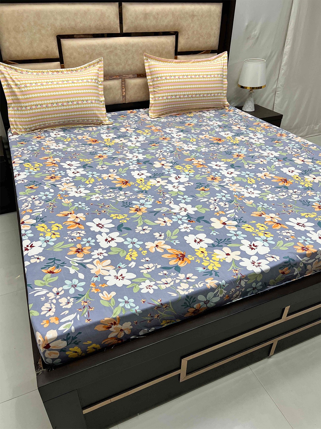 

Pure Decor Grey & Orange Floral Cotton 162 TC King Fitted Bedsheet with 2 Pillow Covers
