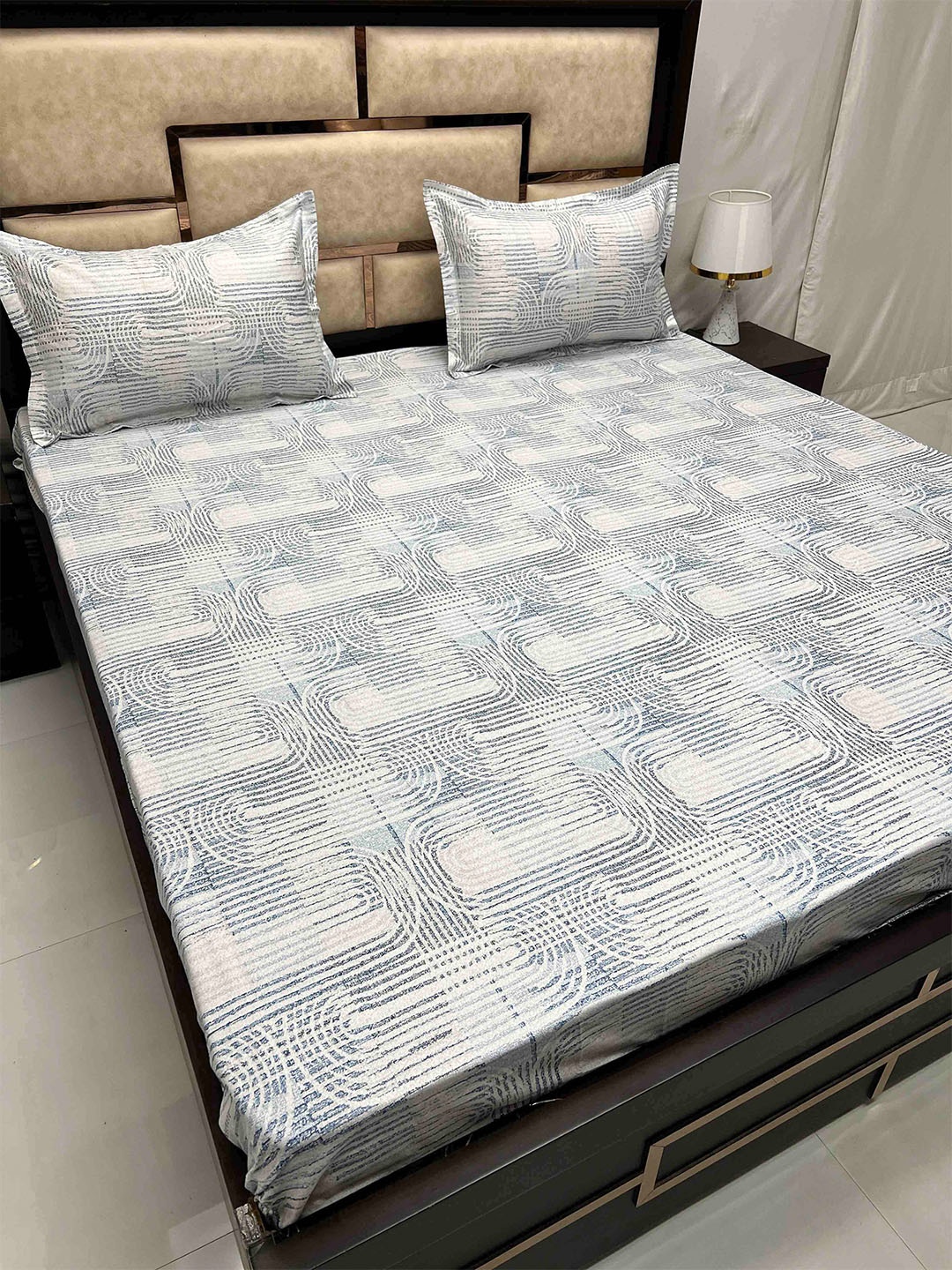 

Pure Decor Cotton Super King Size Double Bed Bedsheet With 2 Pillow Covers 2.90m X 3.04m, Blue