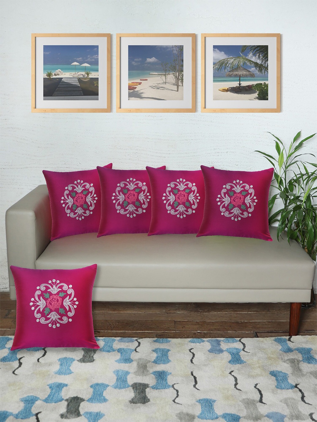 

ZEBA Magenta & White 5 Pieces Square Cushion Covers