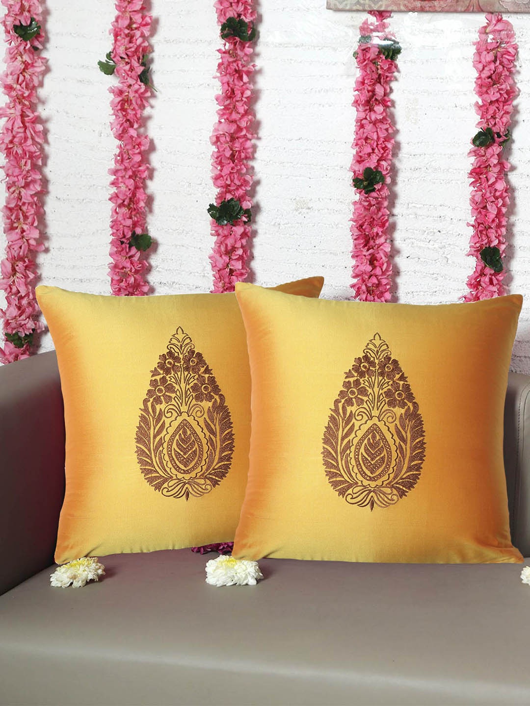 

ZEBA Yellow & Brown 2 Pieces Square Cushion Covers