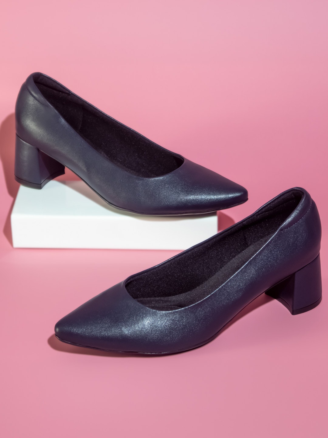 

Inc 5 Pointed Toe Pumps Block Heels, Navy blue