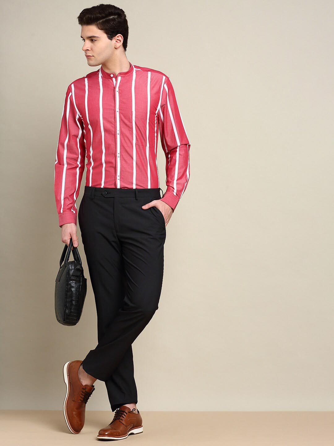 

INVICTUS Standard Slim Fit Striped Cotton Formal Shirt, Red