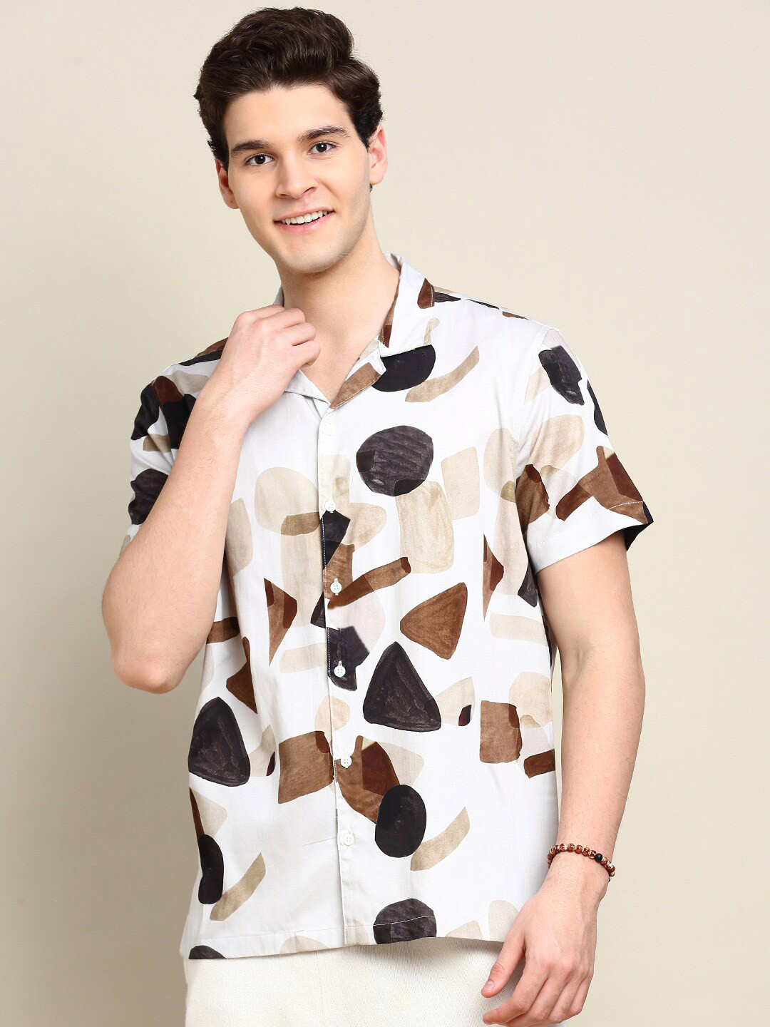 

INVICTUS Club Slim Fit Cuban Collar Abstract Printed Casual Cotton Shirt, Cream