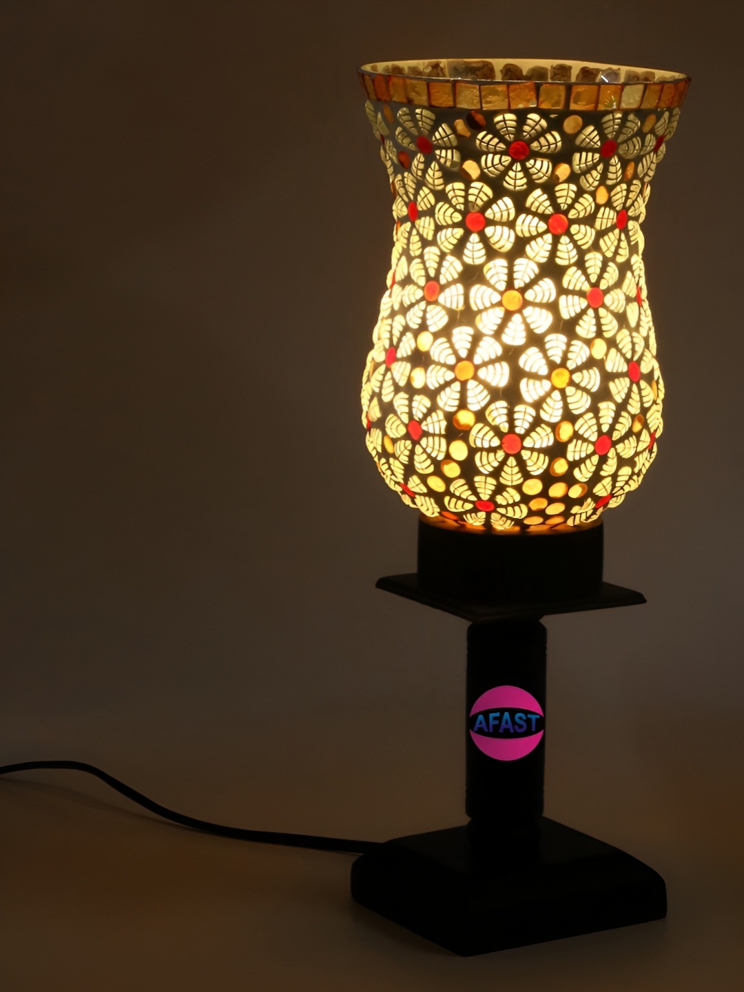 

Afast White & Red Glass Table Lamp with Adjustable Cord