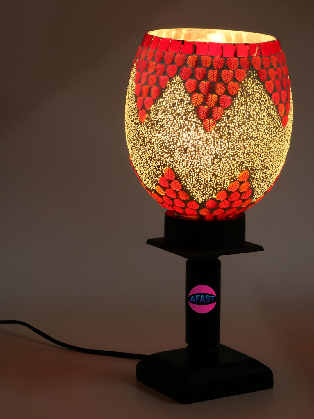 

Afast White & Red Glass Table Lamp with Adjustable Cord