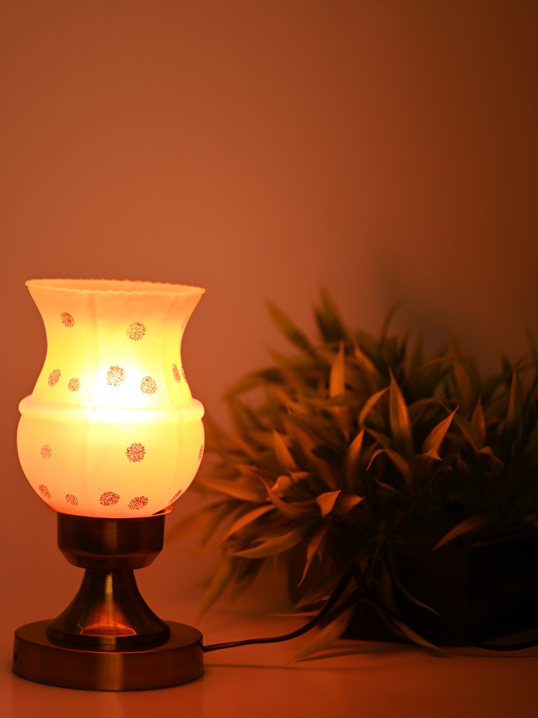 

Afast Pink Glass Table Lamp with Adjustable Cord