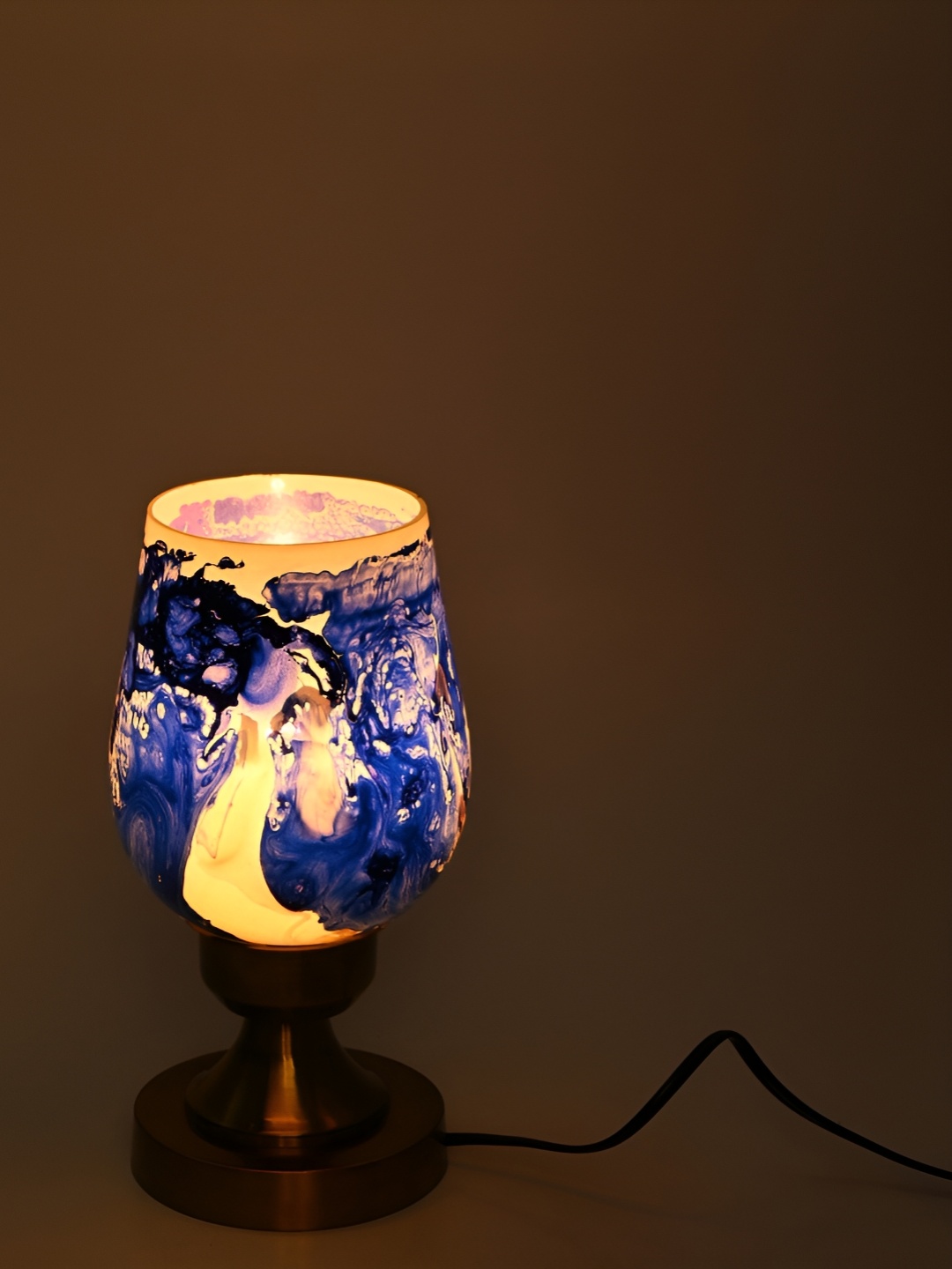 

Afast Blue & Cream Printed Metal Frustum Shaped With Adjustable Cord Table Lamp
