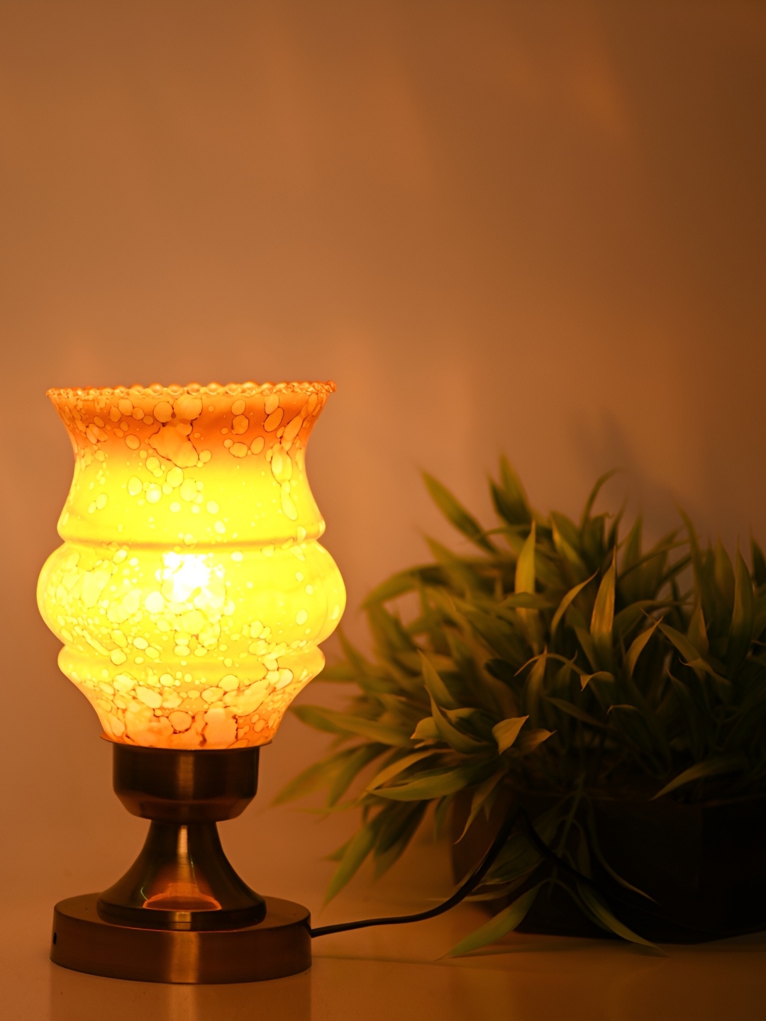 

Afast Yellow & Black Textured Contemporary Glass Table Lamp with Adjustable Cord
