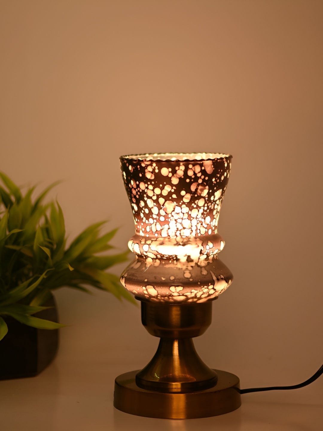 

Afast Yellow & Gold Toned Textured Contemporary Glass Table Lamp with Adjustable Cord