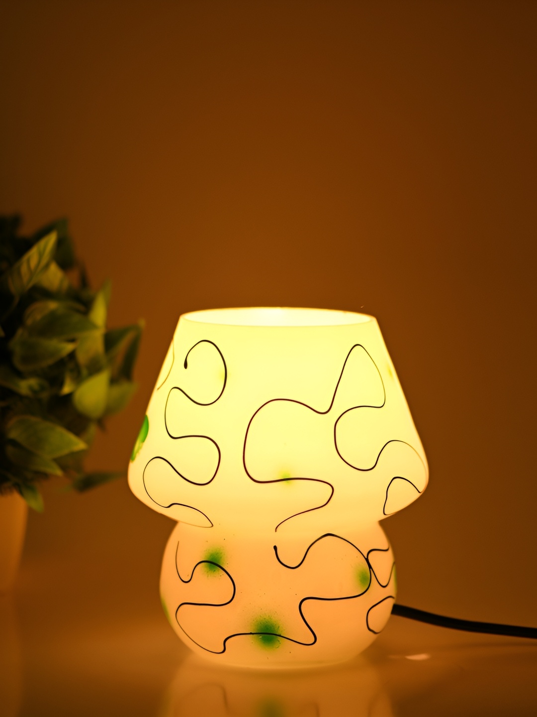 

Afast Yellow & Black Printed Contemporary Glass Table Lamp with Adjustable Cord