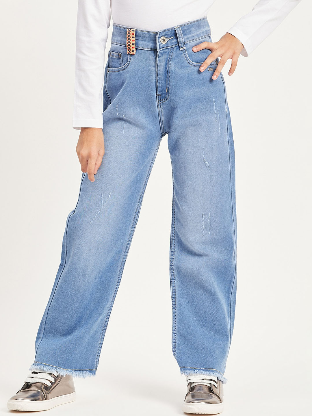 

Purple United Kids Girls Mid-Rise Light Fade Clean Look Cotton Jeans, Blue