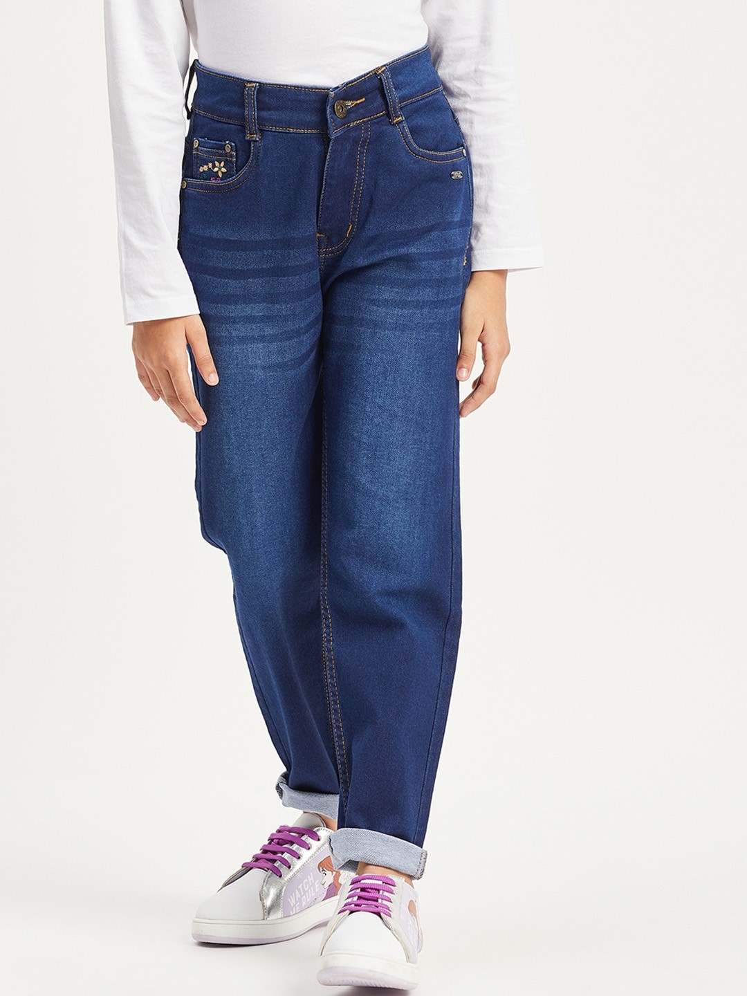 

Purple United Kids Girls Mid Rise Clean Look Light Fade Cotton Denim Jeans, Blue