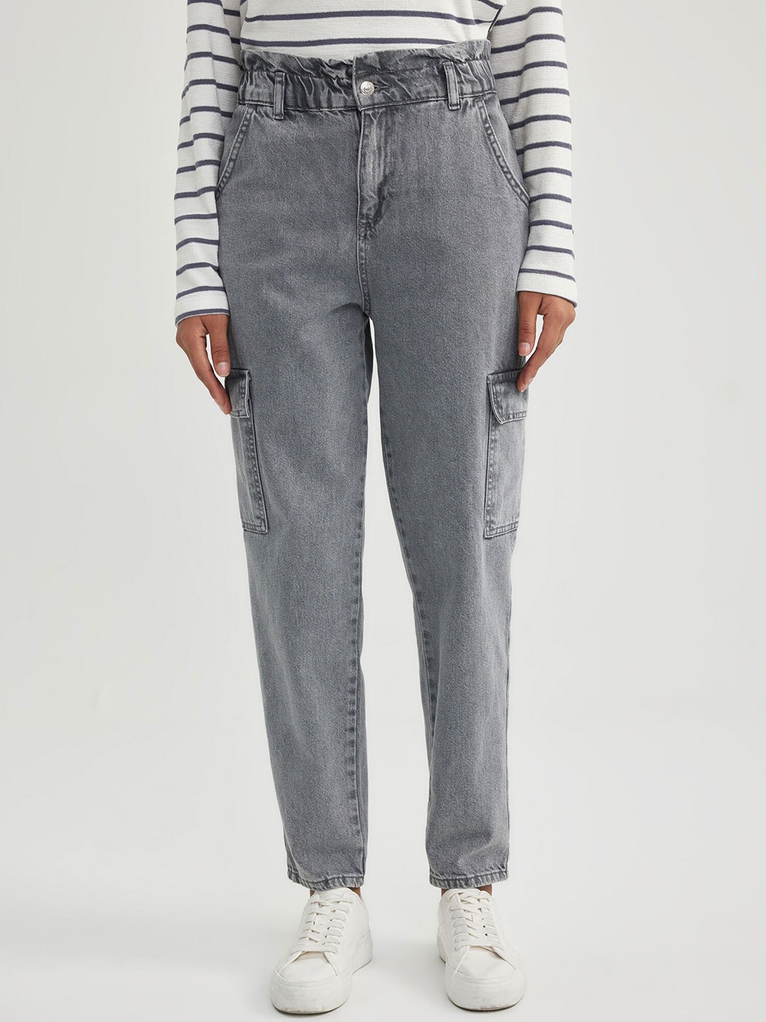 

DeFacto Women Clean Look Pure Cotton Cargo Jeans, Grey