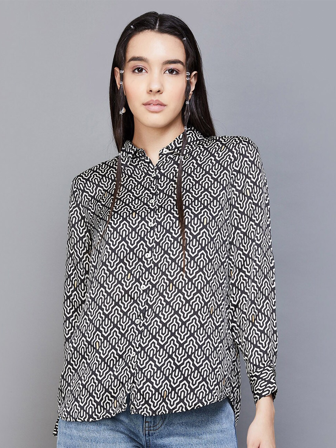 

Colour Me by Melange Geometric Printed Casual Shirt, Black